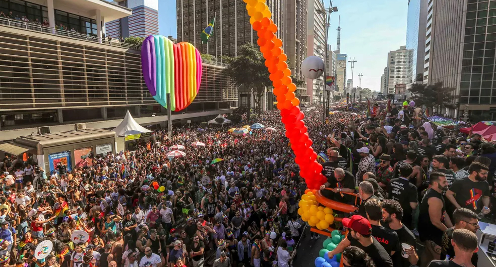 Parada LGBT reúne 3 milhões de pessoas em São Paulo, segundo organização
