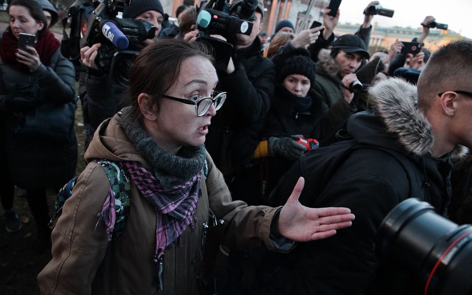 Ativista LGBTQ+ russa é assassinada a facadas em São Petersburgo