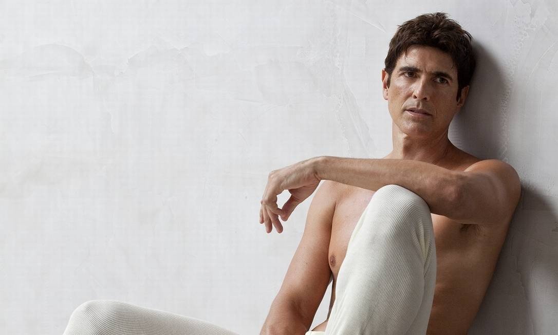 Gianecchini abre o jogo e revela que já se relacionou com homens: “É o momento de dizer isso”