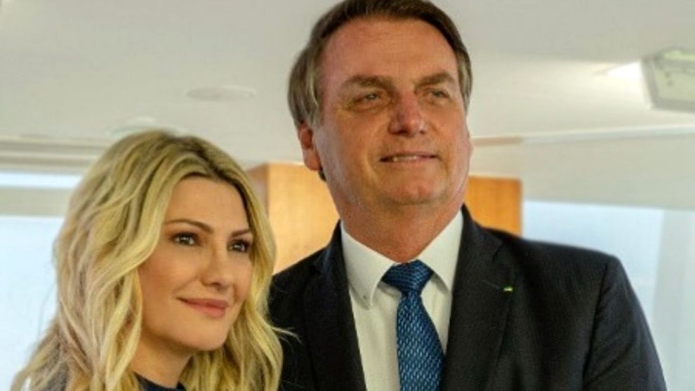 “Família é homem e mulher, o resto é lixo!”, diz Bolsonaro em entrevista à Antonia Fontenelle