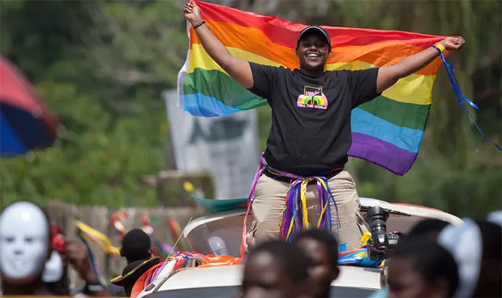  Uganda desiste de aplicar pena de morte para homossexuais