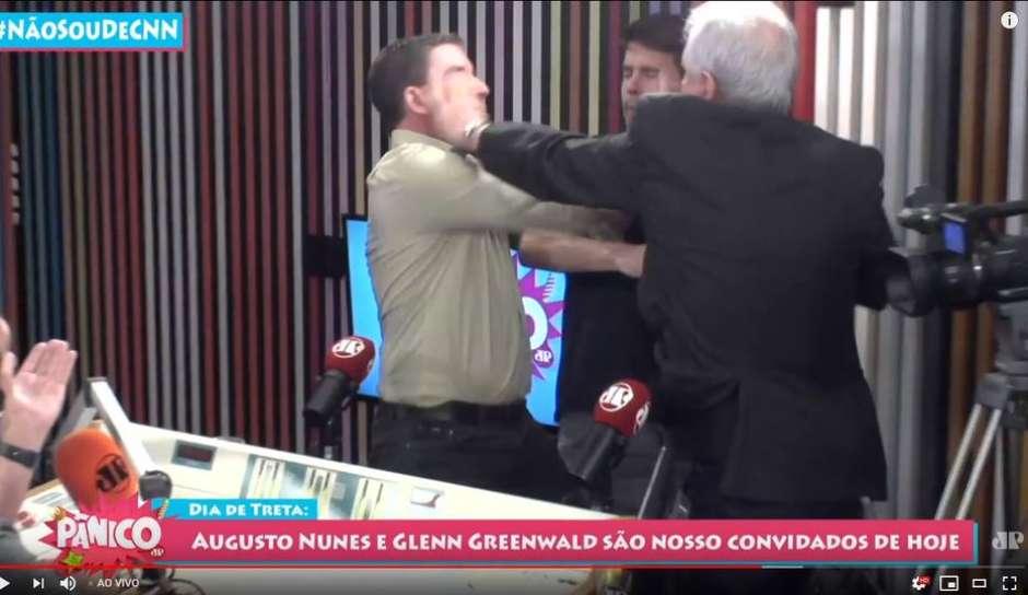 Jornalista Augusto Nunes agride Glenn Greenwald durante entrevista ao vivo