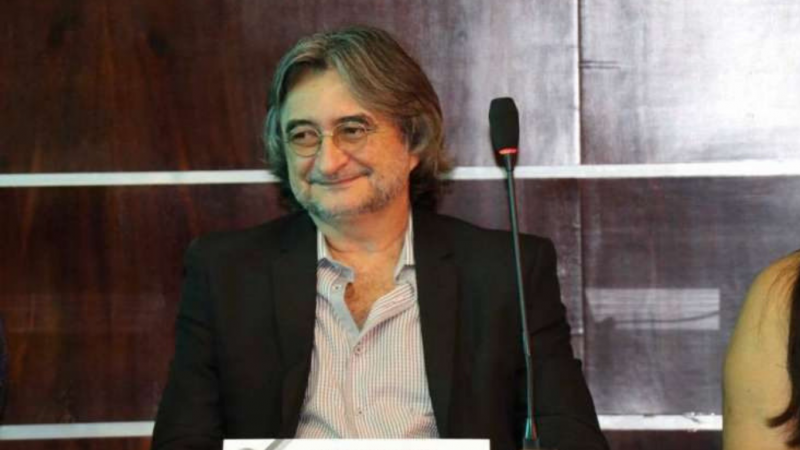 Prefeito demite Secretário da Cultura após beijo gay em circo