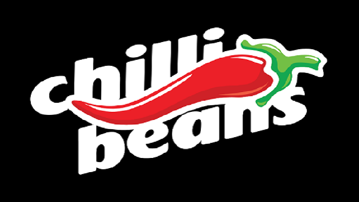  Chilli Beans demite funcionário por pintar as unhas