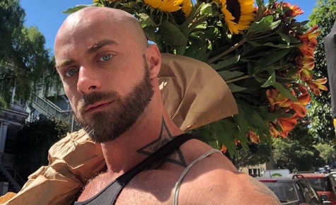  Ator pornô gay Jessie Colter revela ter câncer incurável no cérebro: “Minha vida ainda não acabou”