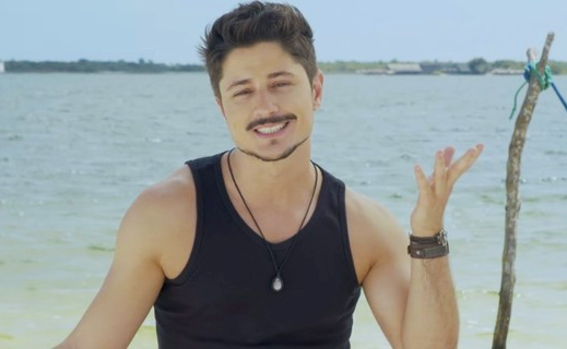 Primeiro participante gay do “De Férias com Ex Brasil “reclama” da quantidade de nudes que vem recebendo