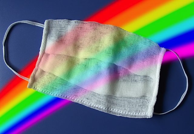 Estudo recomenda uso de máscaras durante o sexo para evitar coronavírus