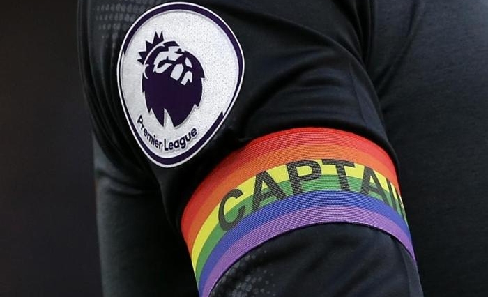  Jogador profissional revela ser gay em carta anônima: “O futebol não está pronto para um jogador sair do armário”