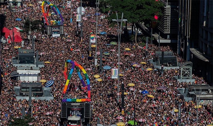  Edição 2020 da Parada do Orgulho de SP é cancelada devido à pandemia; Carnaval 2021 é adiado