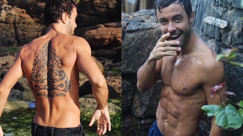  Hot! Kayky Brito exibe tatuagem tribal nas costas e toma ducha na praia em fotos para revista masculina