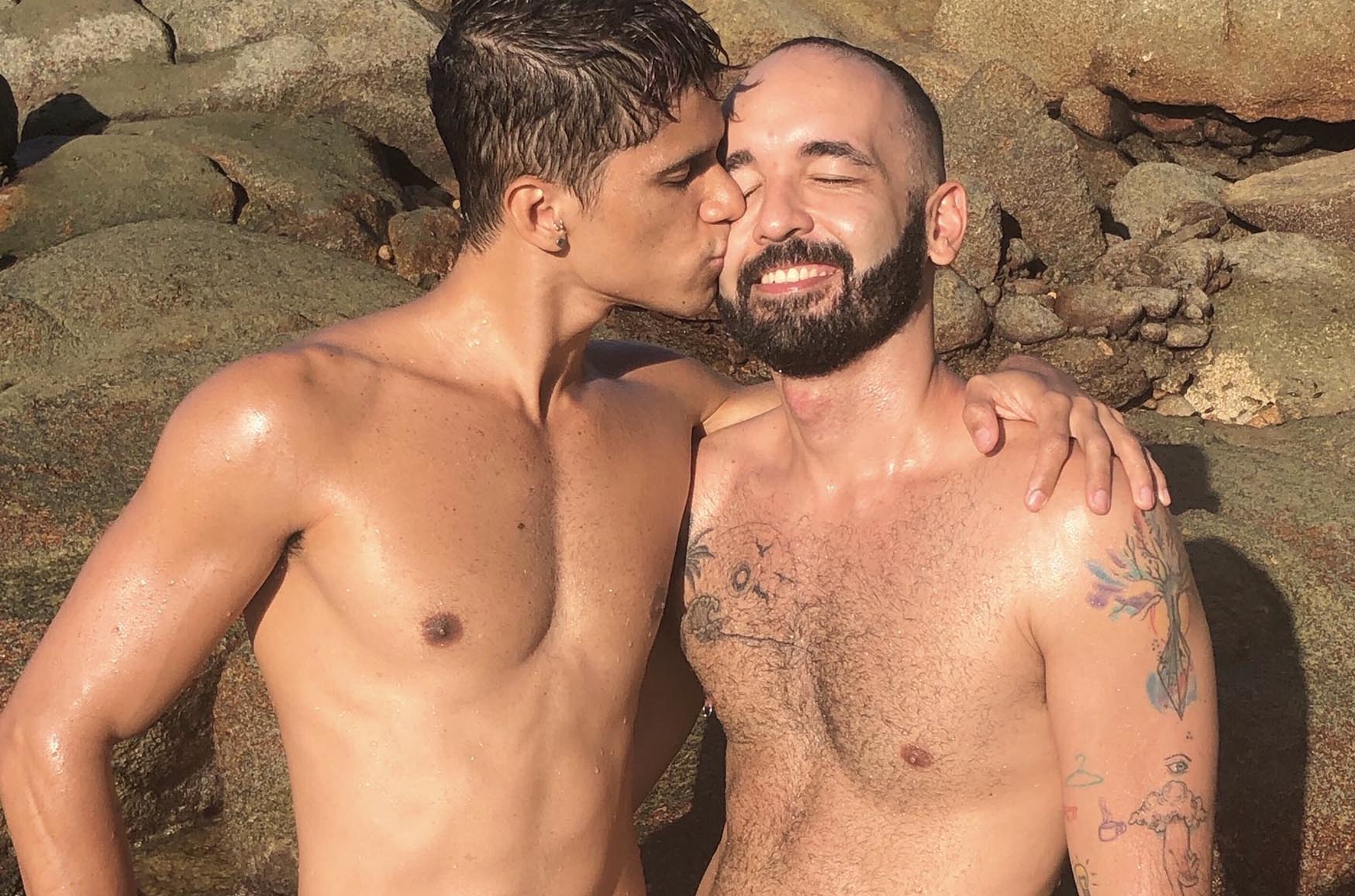Fofura do dia! Casal gay de Pernambuco celebra união com posts apaixonados: “6 anos compartilhando a vida”