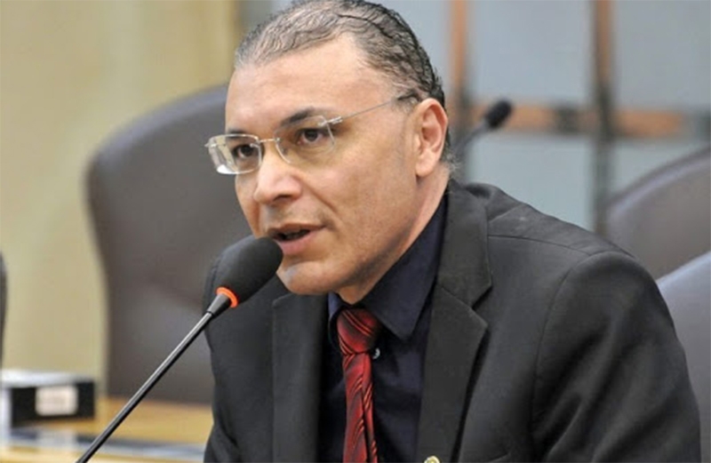  Deputado causa polêmica ao propor lei para comemorar o “Dia da Visibilidade Hétero” no Rio Grande do Norte