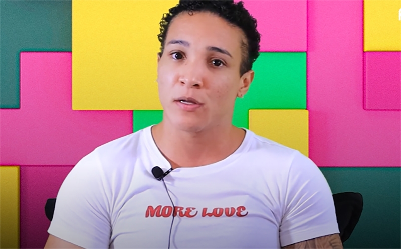  Vídeo: Atleta perde patrocínios por ser lésbica e desabafa: “Pensei em desistir”