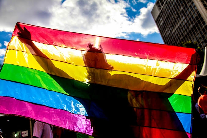  Estabelecimentos que discriminarem LGBTs em Salvador poderão receber multas de até R$100 mil