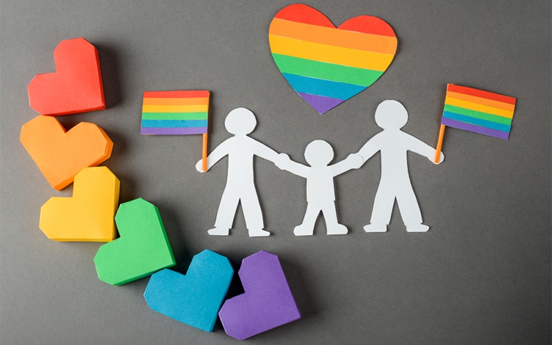  Governo da Hungria pretende vetar adoção por parte de casais LGBTQ+