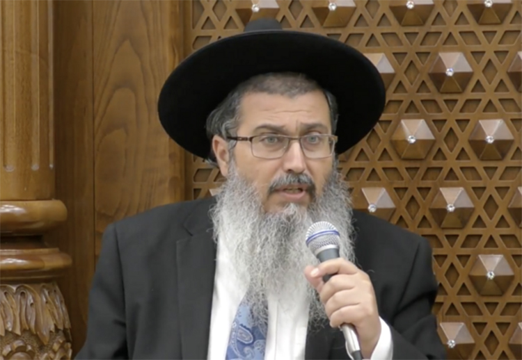 Líder religioso diz que Covid-19 foi arquitetada pelos Illuminati e que vacina tornará as pessoas gays