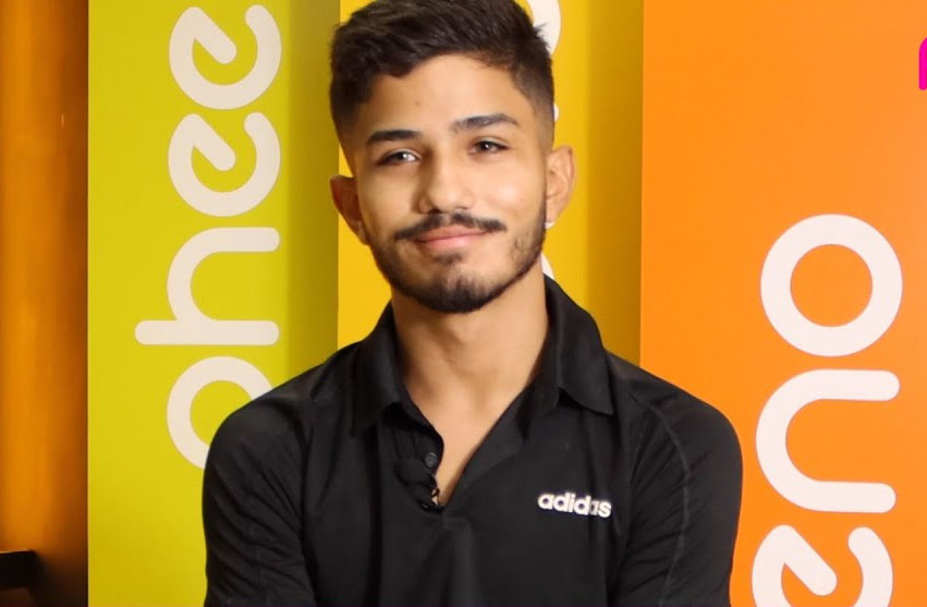 Roscariano rejeita título de machão: “Sempre fui versátil, nunca fui cosplay de hétero”