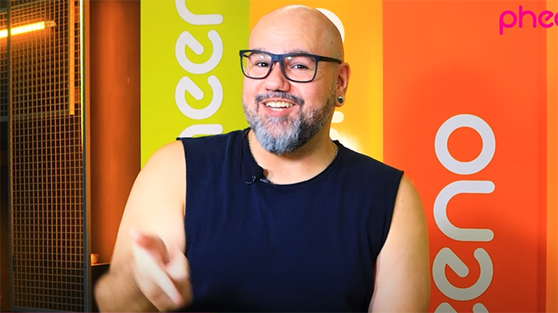 DJ carioca defende homens de pênis pequeno: “Não é ferramenta grande que faz obra bem feita”