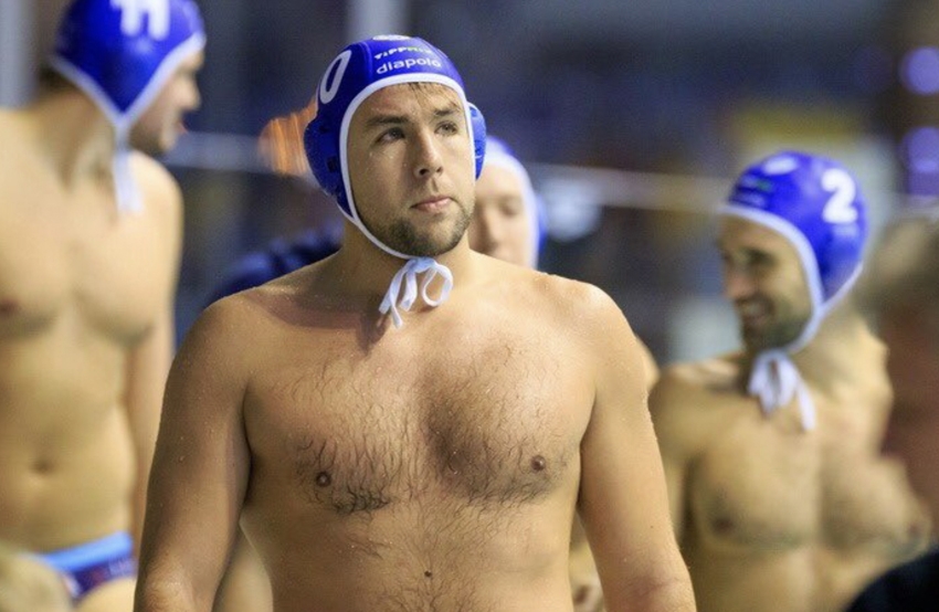  Jogador sérvio de polo aquático é punido após insulto homofóbico contra jogador gay