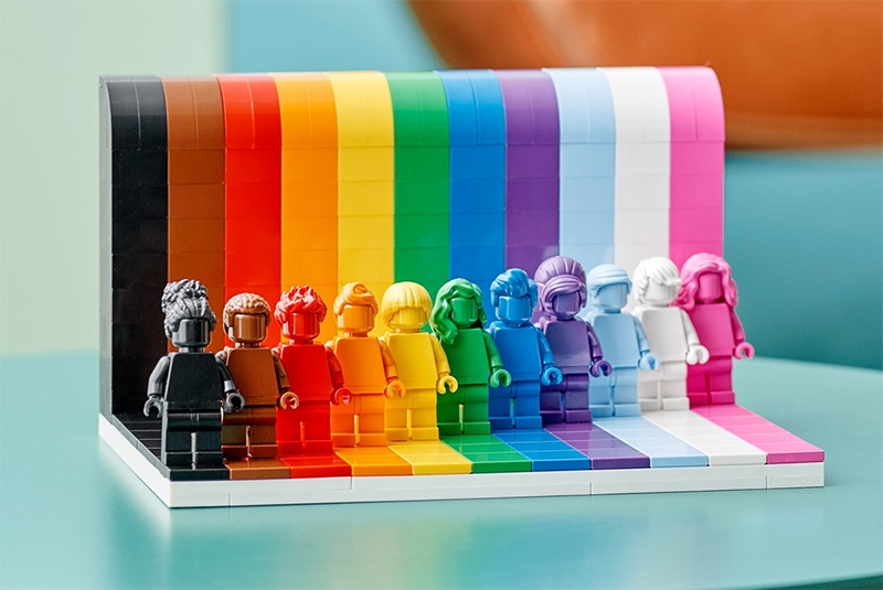  Um dos brinquedos mais populares do mundo, Lego cria novo brinquedo para celebrar Orgulho LGBTQ+