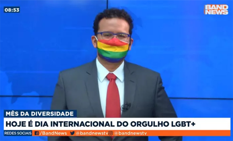 Ao vivo, jornalista da Band defende a diversidade e reforça orgulho em fazer parte da comunidade LGBTQ+