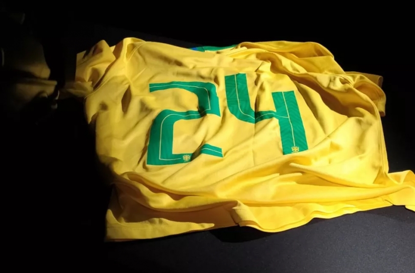  Justiça dá 48 horas para CBF explicar por que nenhum jogador da seleção brasileira usa a camisa 24