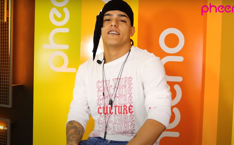 Drag queen Dorah desabafa sobre passado no pornô: “Levo o fardo até hoje nos meus relacionamentos”