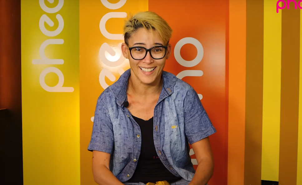 DJ com deficiência conta que vida sexual gera curiosidade: “O que não dá pra fazer, eu improviso”