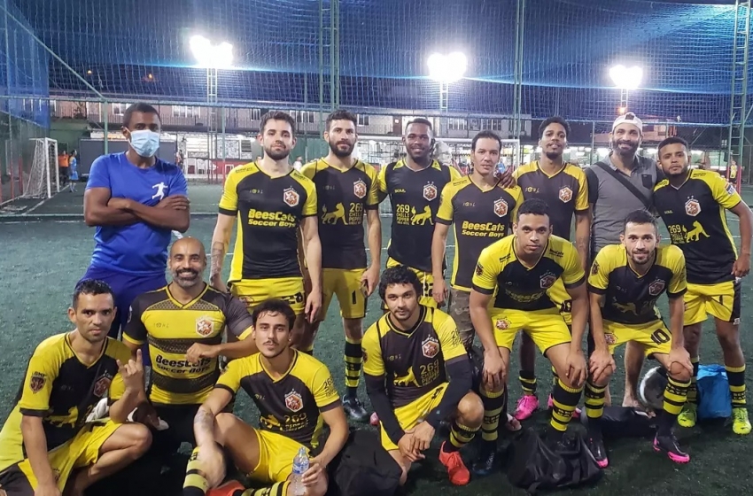  Primeiro time de futebol gay do Rio organiza rifa para participar de campeonato