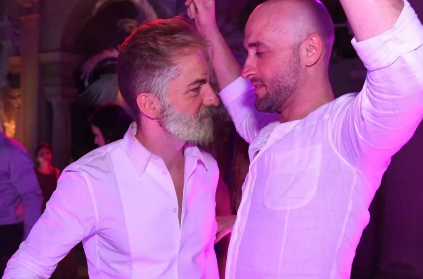  Thales Bretas lamenta seis meses sem Paulo Gustavo: ‘‘Imaginava que iríamos dançar velhinhos juntos’’