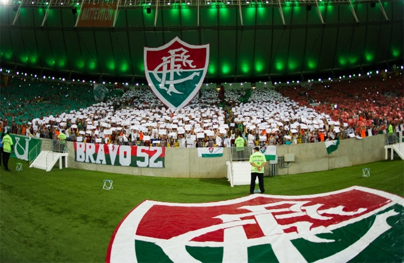  Fluminense é punido em R$ 50 mil por gritos homofóbicos de torcedores
