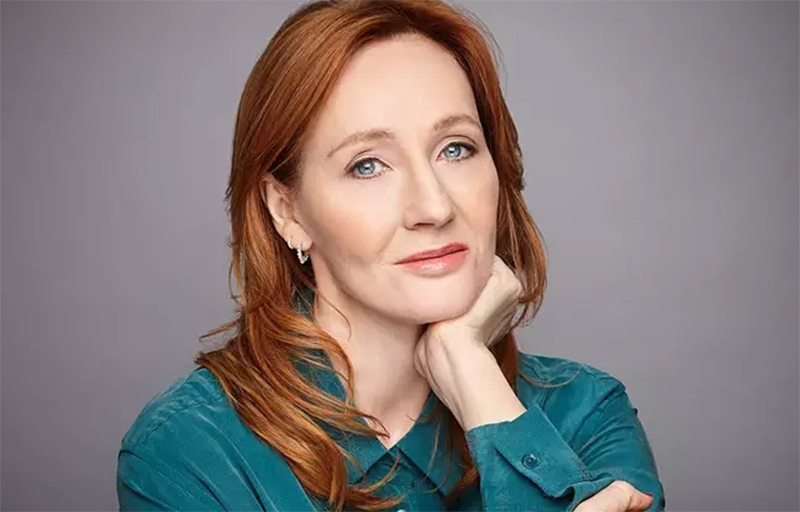  Escola britânica retira nome de J.K. Rowling de um de seus prédios após acusações de transfobia
