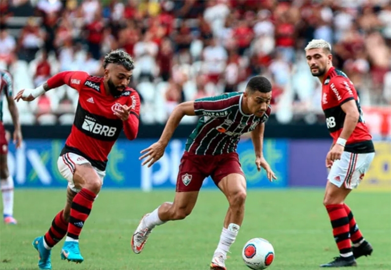  Tribunal de Justiça do Rio de Janeiro denuncia Flamengo por homofobia e Fluminense por racismo
