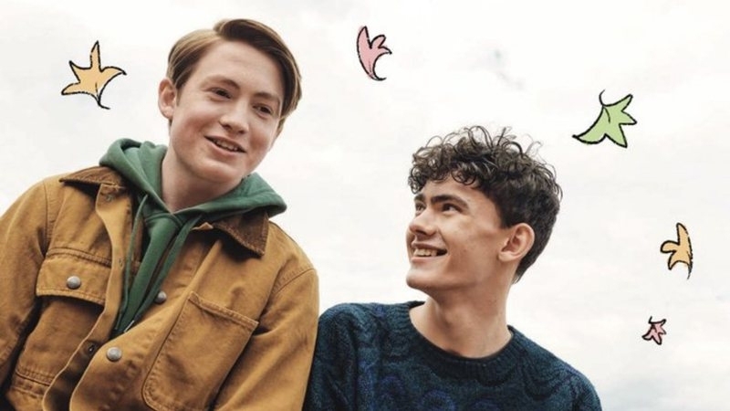  Heartstopper: Primeira série teen gay da Netflix ganha trailer romântico