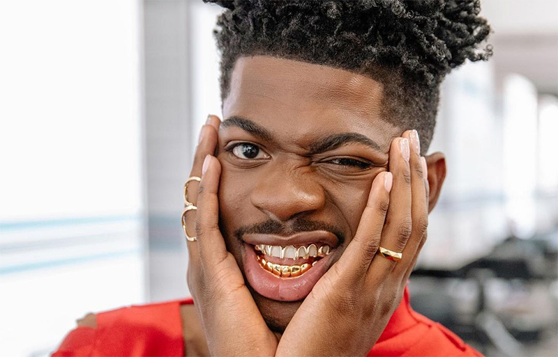 Lil Nas X crítica BET Awards por não receber indicações: “Homofobia da comunidade preta”
