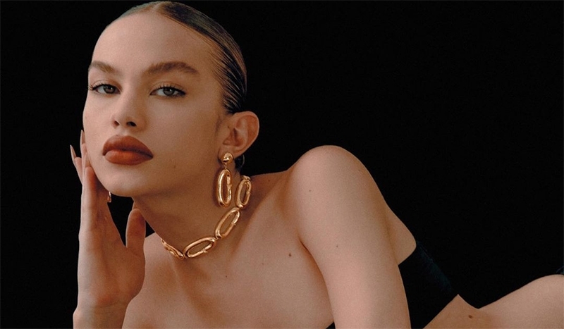  Aos 20 anos, modelo trans Alexia Dutra desponta na moda que busca por diversidade e representatividade