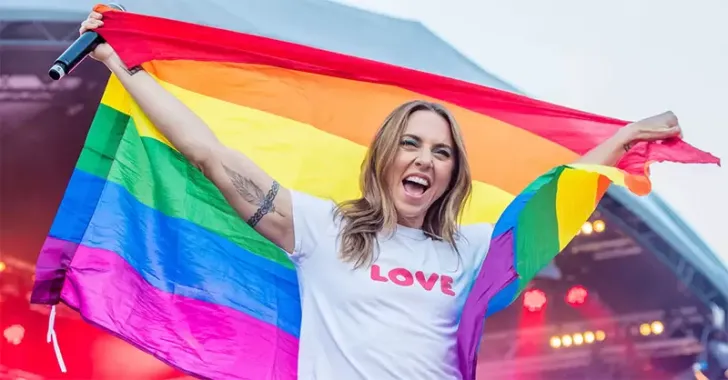  Mel C cancela show de Réveillon na Polônia em apoio a fãs LGBTs: “Não se alinham às comunidades que apoio”