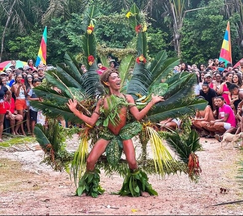  Travestis arrasam pela primeira vez em concurso de fantasias no Pará
