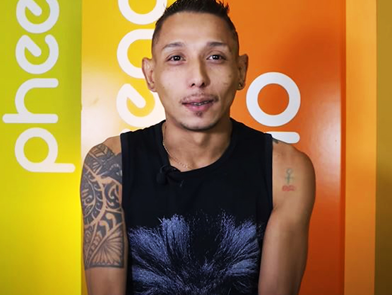 Ator entrou no p0rnô após chantagem do ex: “Disse que só apagaria vídeo íntimo se a gente voltasse”