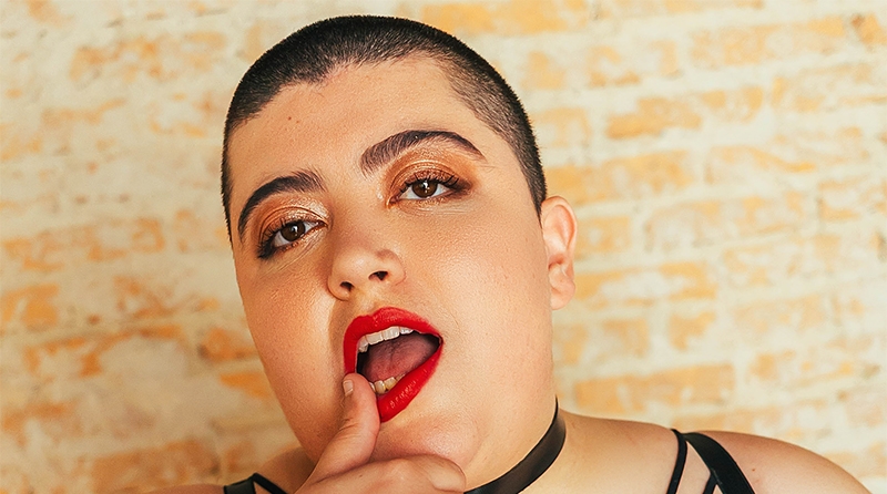  Dona do hit “Trem Bala” anuncia venda de conteúdo adulto: “Vamos de gorda e lésbica no OnlyFans”
