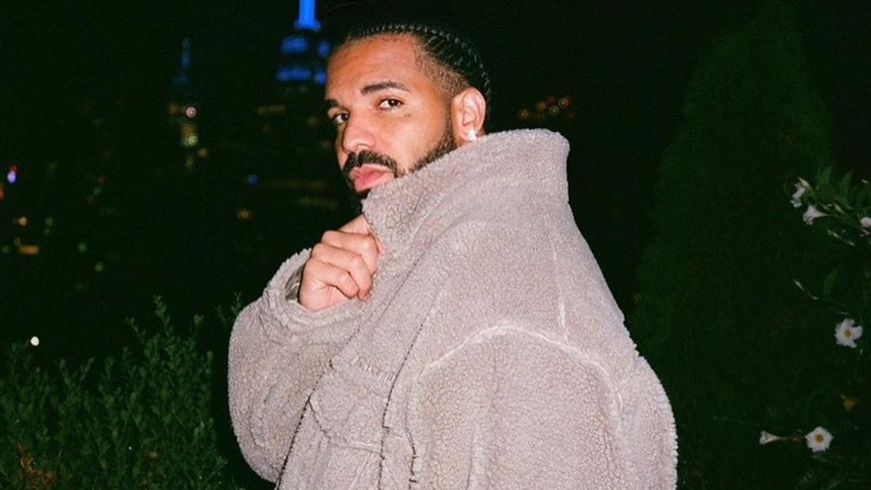  Alvo de piadas nas redes sociais, Drake descobre que a homofobia ainda existe em 2023