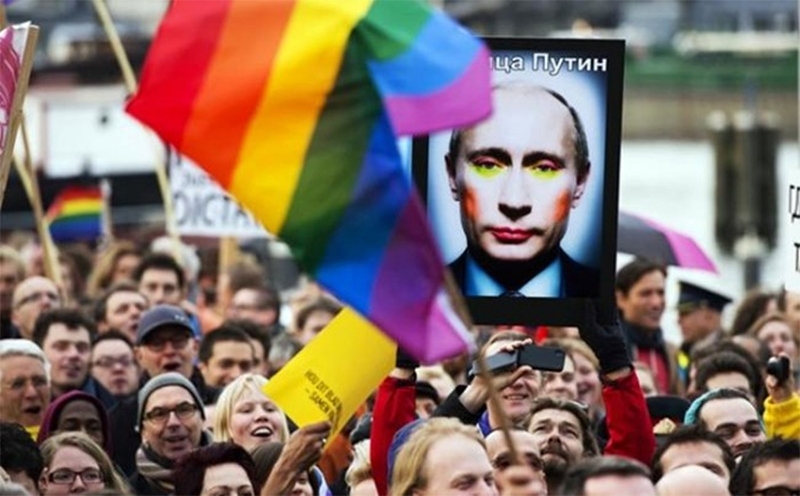 Rússia aprova lei que proíbe transições de gênero, casamento e adoção por pessoas trans