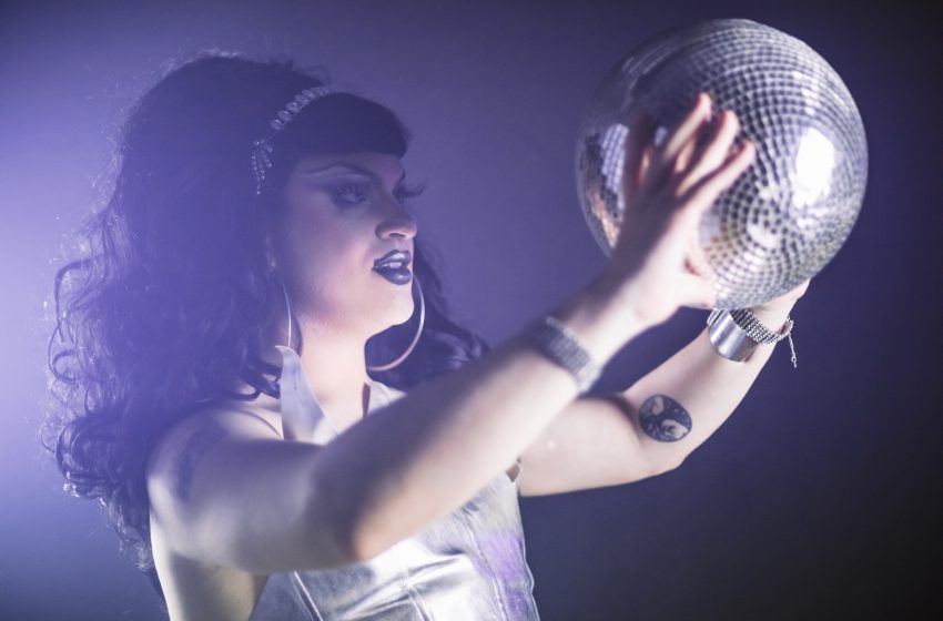  Drag queen Persephone lança filme inspirado em tarot, veja trailer