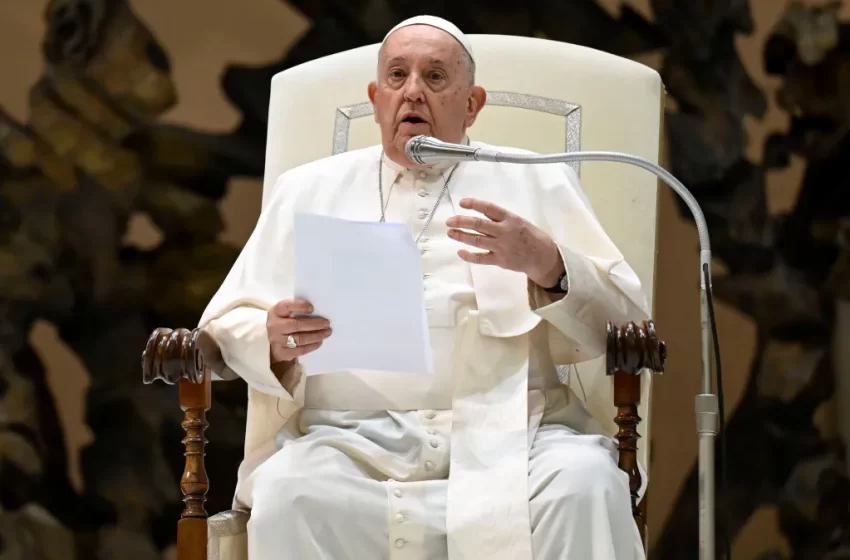  Papa Francisco diz que “pornografia sabota o prazer sexual que é um presente de Deus”