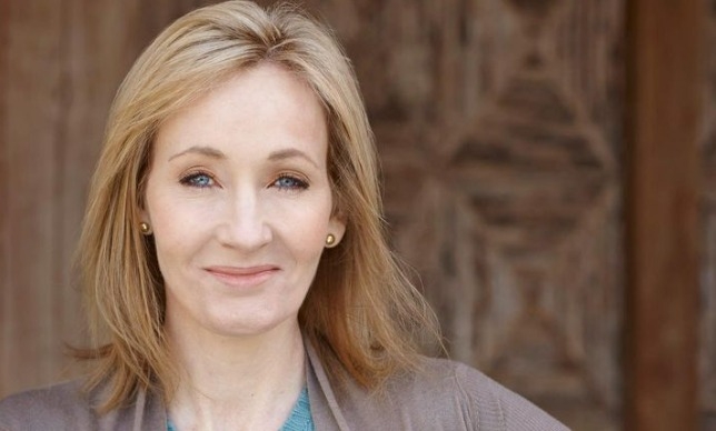  JK Rowling volta a atacar pessoas trans e chama Lei de Crime e Ódio de “ridícula”