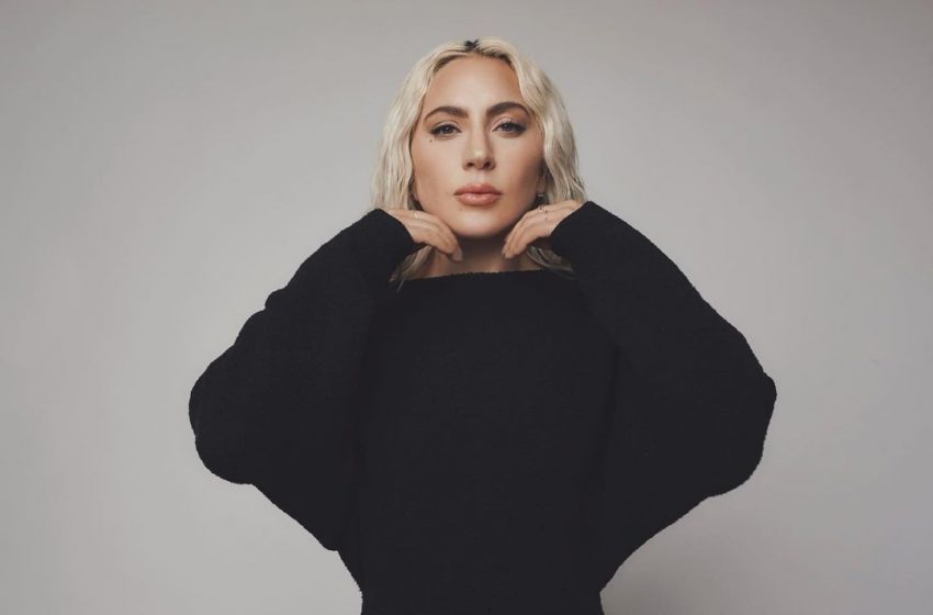 Lady Gaga faz post lindo contra a transfobia após foto publicada no Dia da Mulher