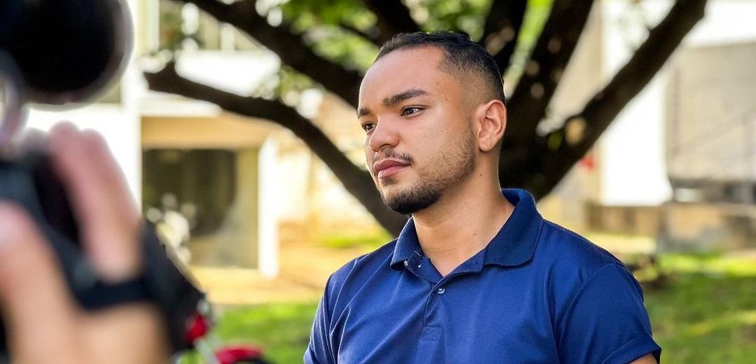 Influenciador faz BO após caso de homofobia no Maranhão: “Ambiente familiar”