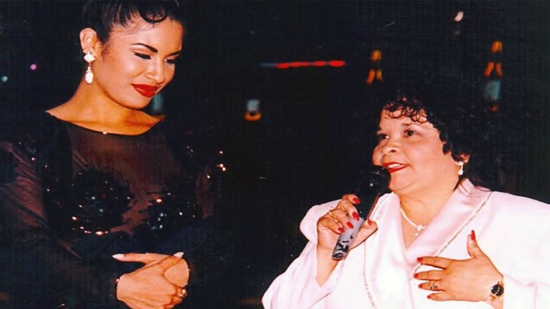 Yolanda Saldívar, assassina de Selena Quintanilla, quer conhecer Shakira quando sair da prisão