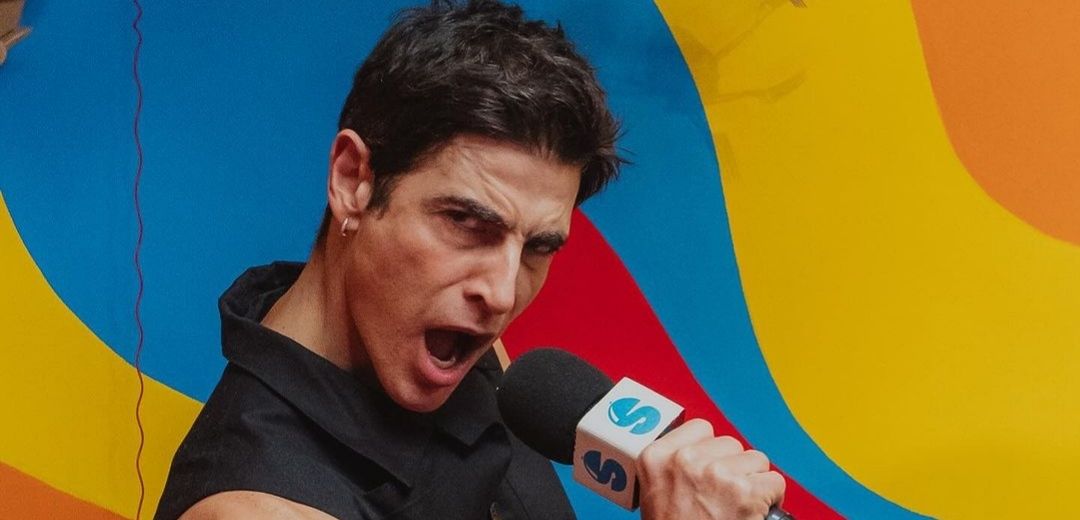 O ator deu declarações sobre sua orientação sexual em entrevista com Lucas Selfie para o Selfie Service