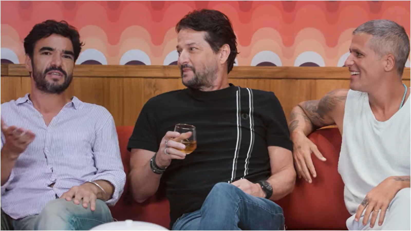 Marcelo Serrado revela que já manjou o p*nis de Caio Blat e expõe: “Mole é um absurdo”